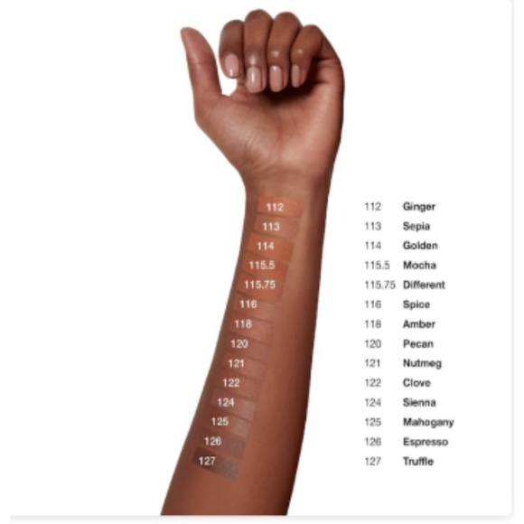 Clinique Even Better™ Makeup Broad Spectrum SPF 15 118 Amber Foundation - Picture 4 of 4